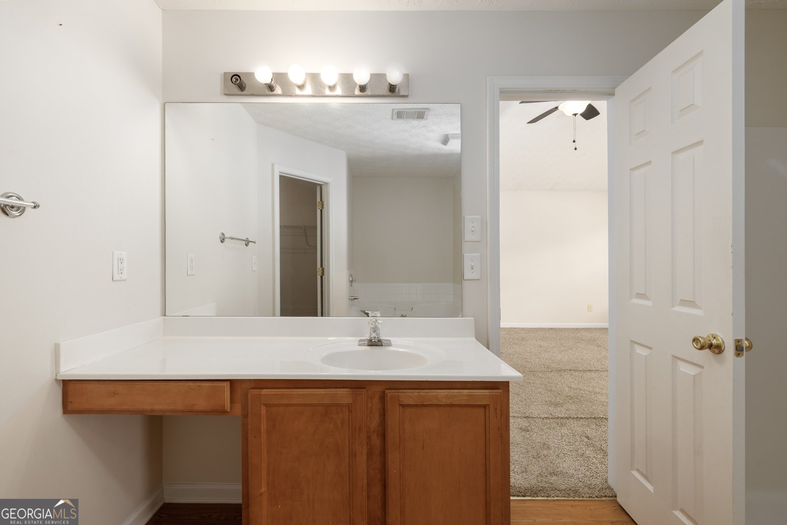 663 Lakes Circle Lithonia - 19