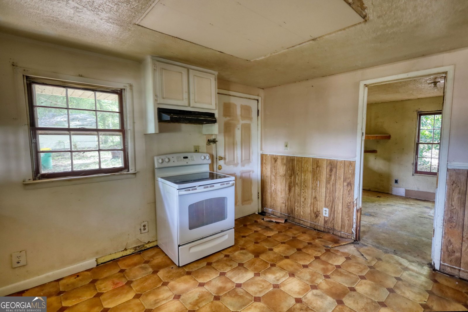 87 Clifton Drive Winder - 17