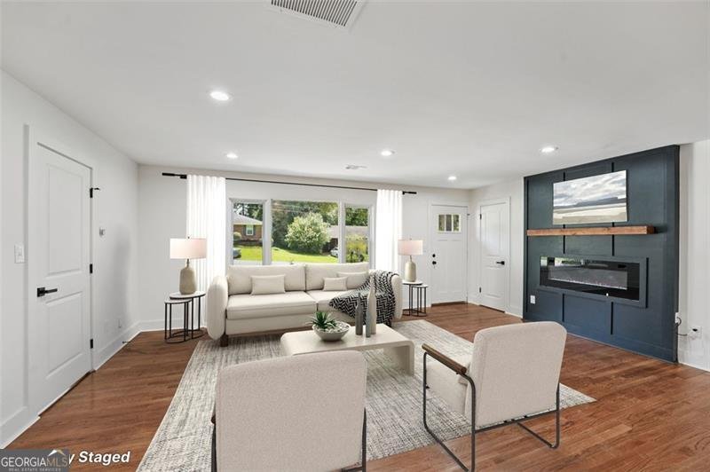 891 DANIELL Drive Smyrna - 2