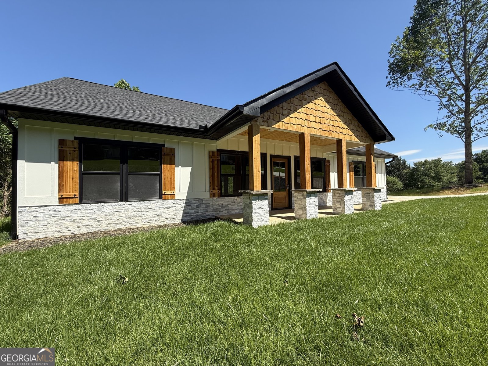 270 Meadow Crest Drive Cleveland - 10