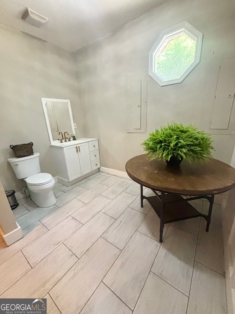 150 Wood Oak Circle Cochran - 48