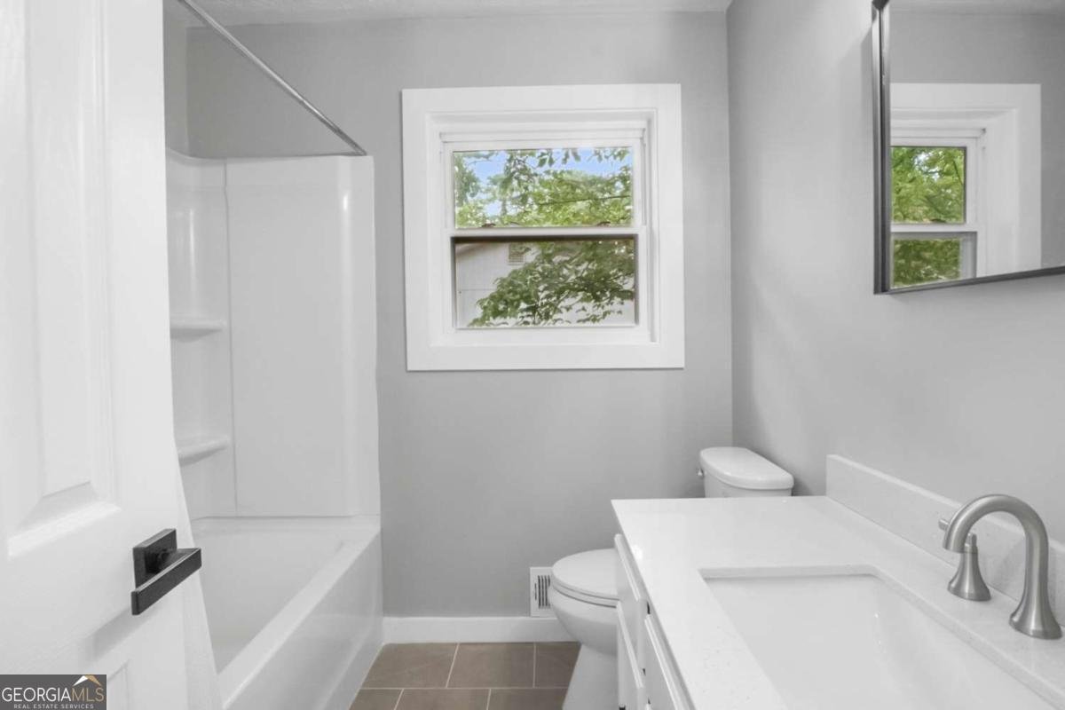 3877 Canterbury Wak Douglasville - 13