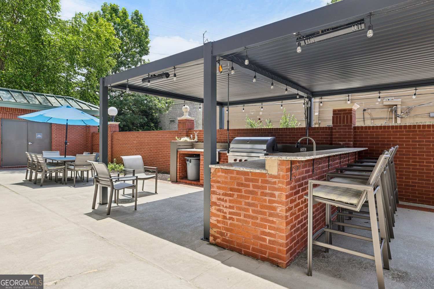 3820 Roswell Road Atlanta - 28