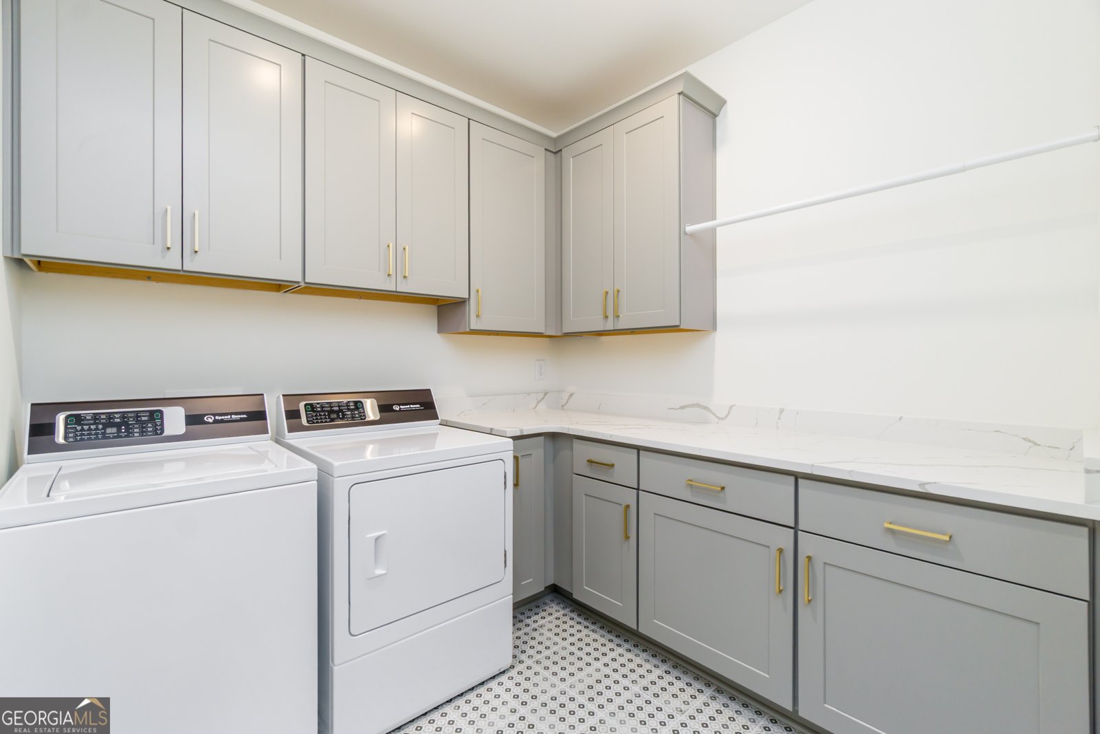 9240 Waldrip Road Gainesville - 22