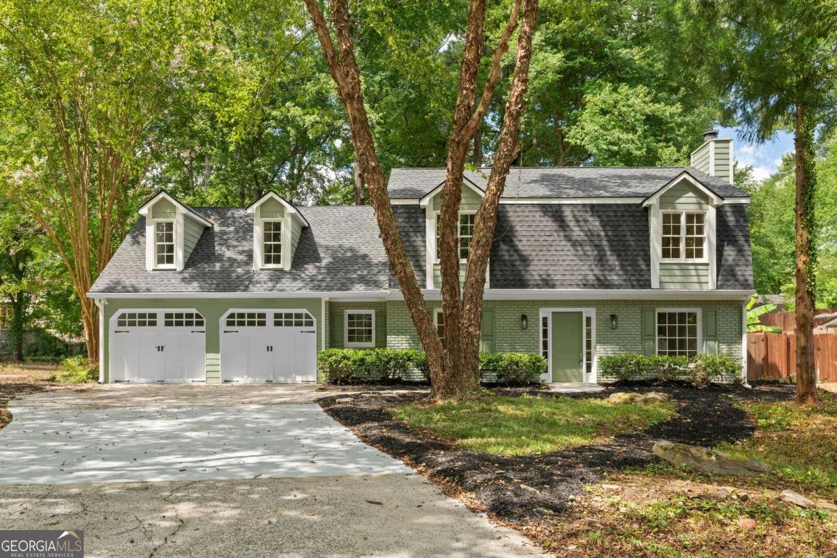 2743 Saddle Ridge Lake Drive Marietta - 1