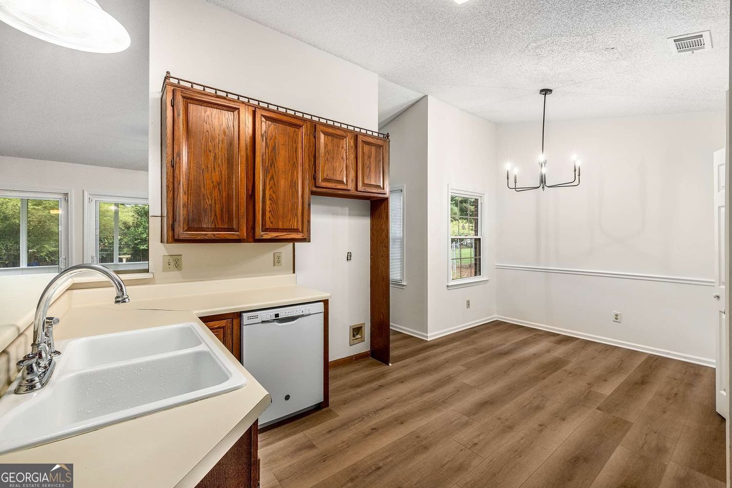 1927 Heritage Drive Conyers - 10