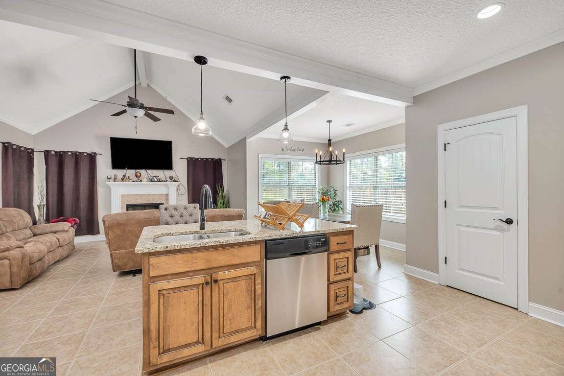 272 Belmont Circle Brunswick - 19