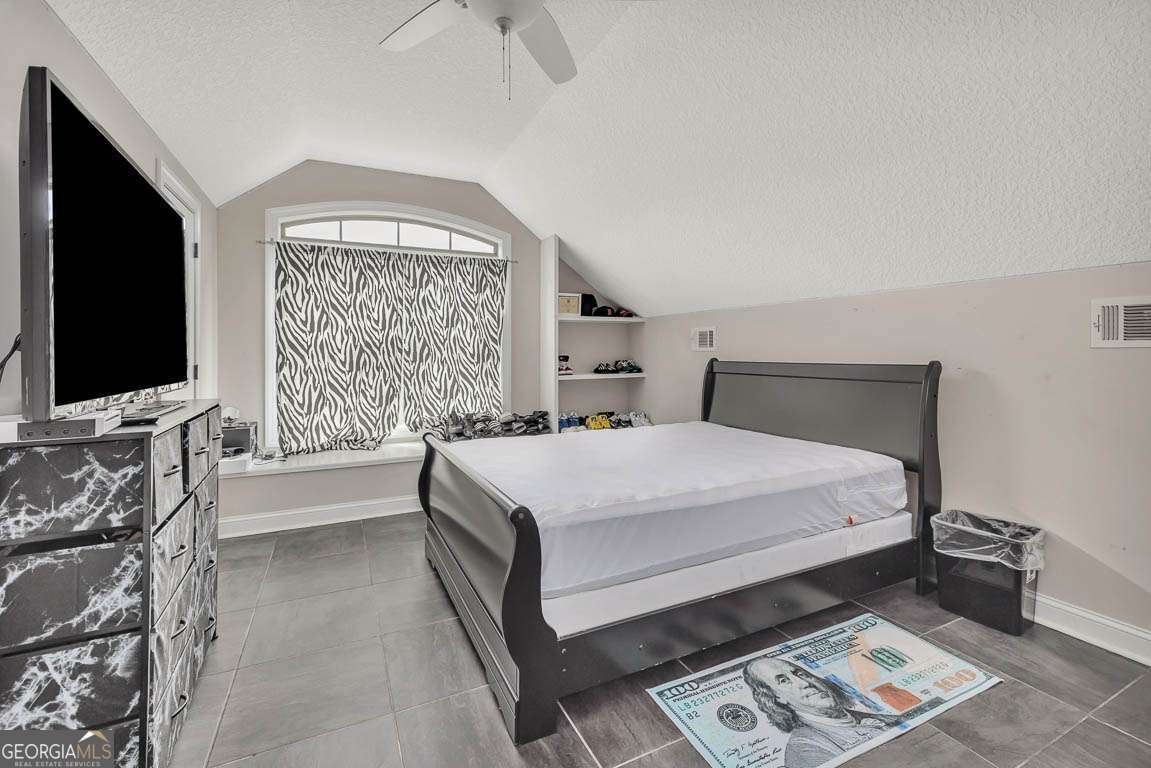 272 Belmont Circle Brunswick - 27