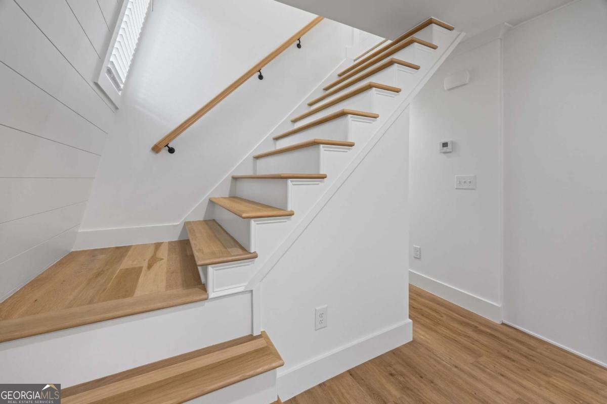 1243 Hooper Road Cleveland - 11