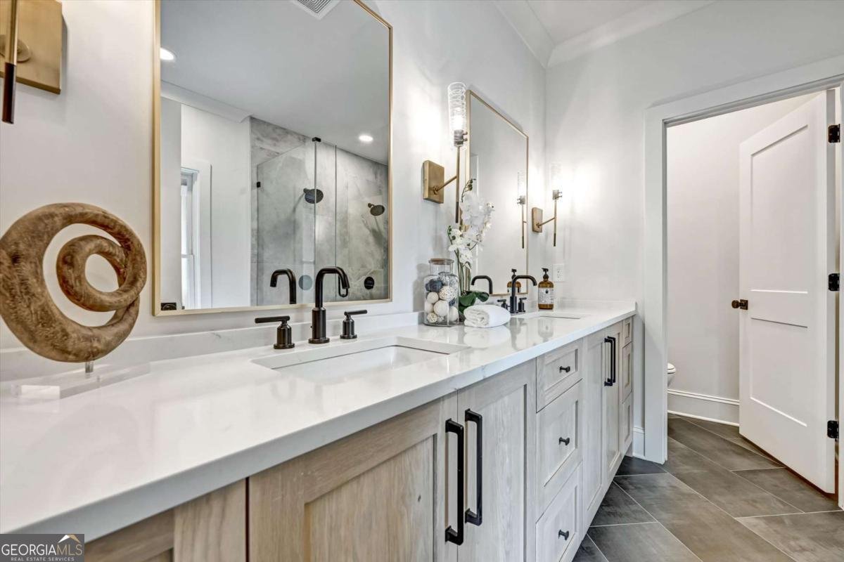 2171 James Alley Atlanta - 47