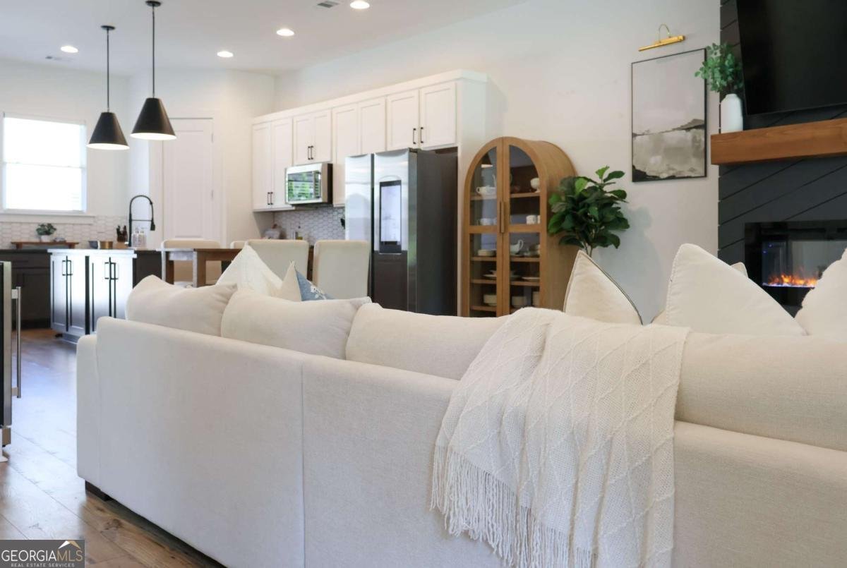 5736 Main Street Flowery Branch - 8