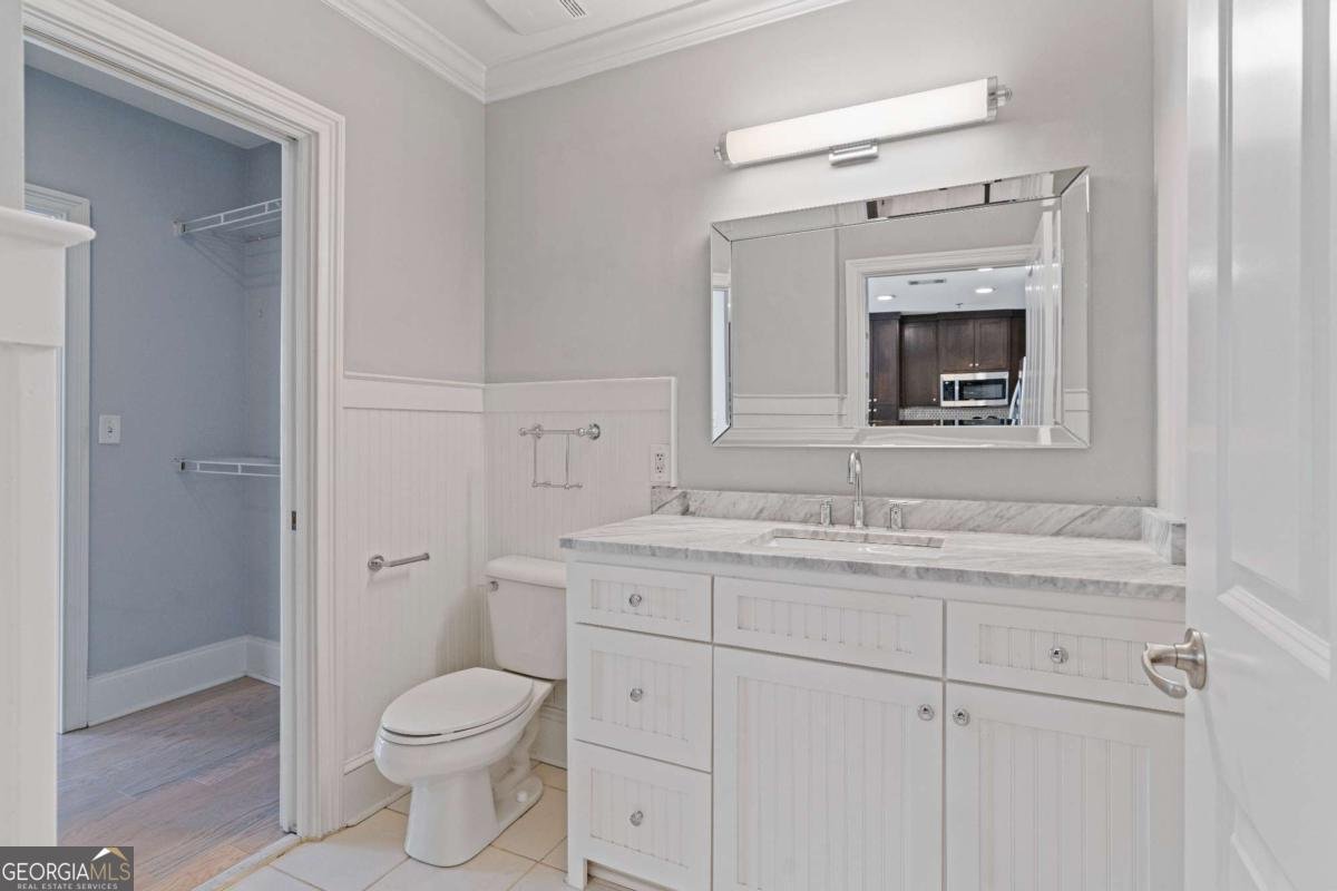 2255 Peachtree Road Atlanta - 15
