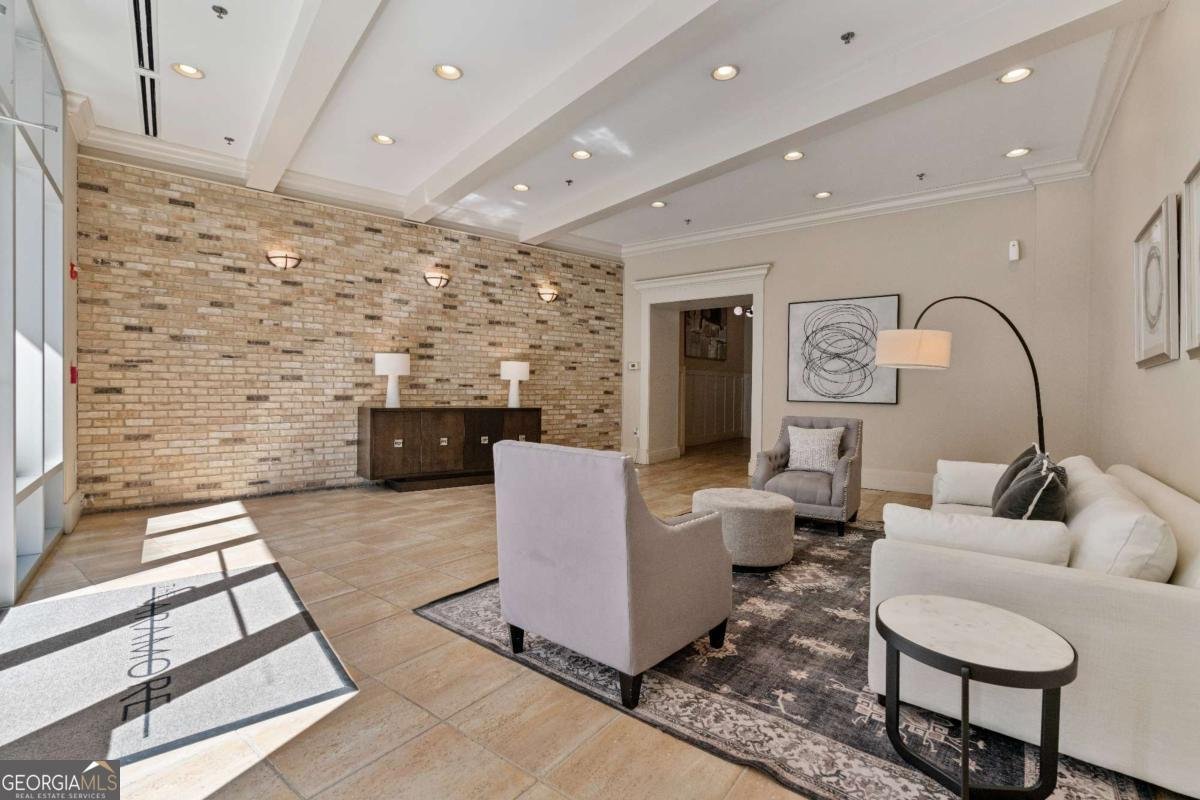 2255 Peachtree Road Atlanta - 16