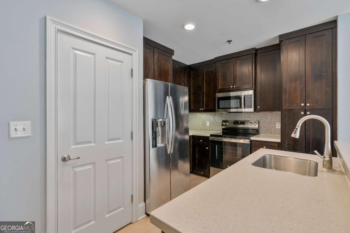 2255 Peachtree Road Atlanta - 6