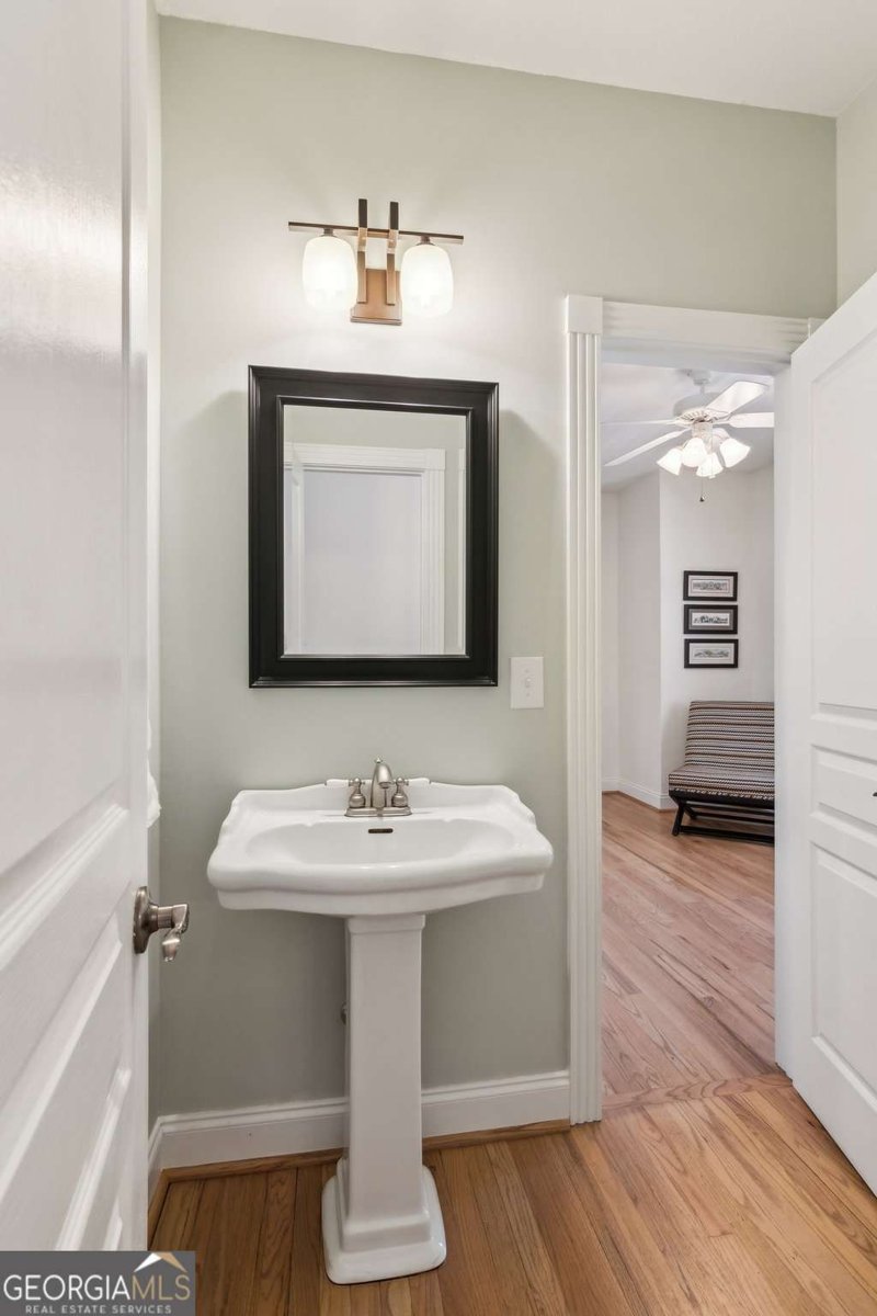 154 Hickory Lane Dahlonega - 28
