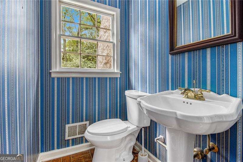 1865 Queens Way Atlanta - 14