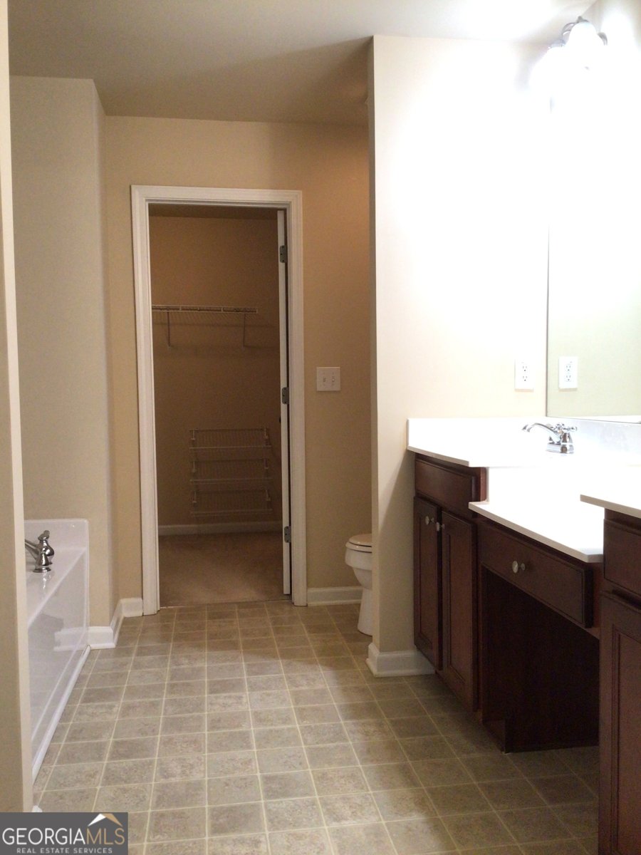 1186 Ridenour Boulevard Kennesaw - 17