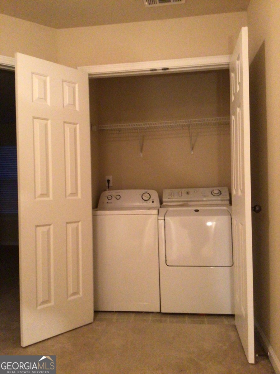 1186 Ridenour Boulevard Kennesaw - 27
