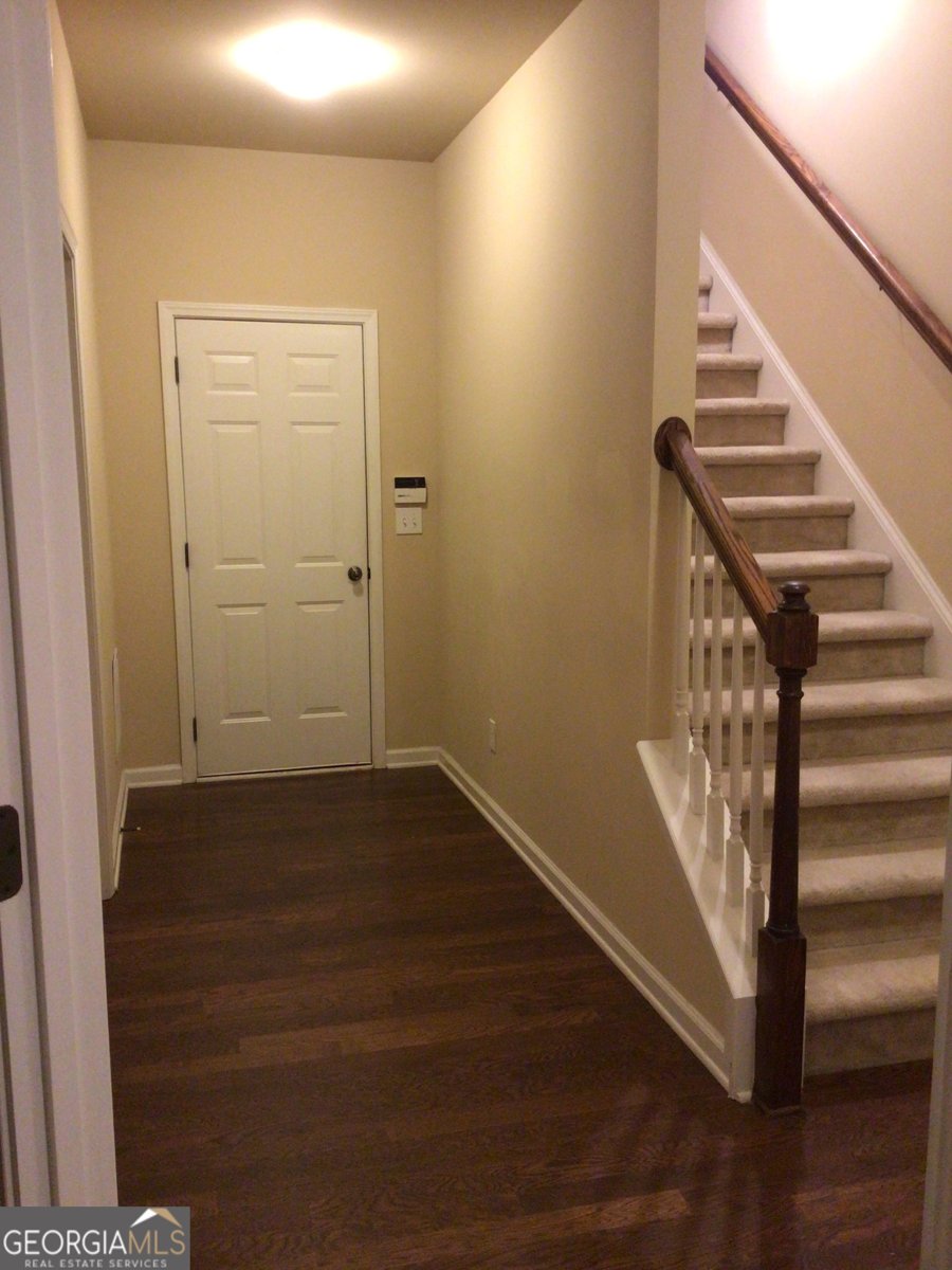 1186 Ridenour Boulevard Kennesaw - 29