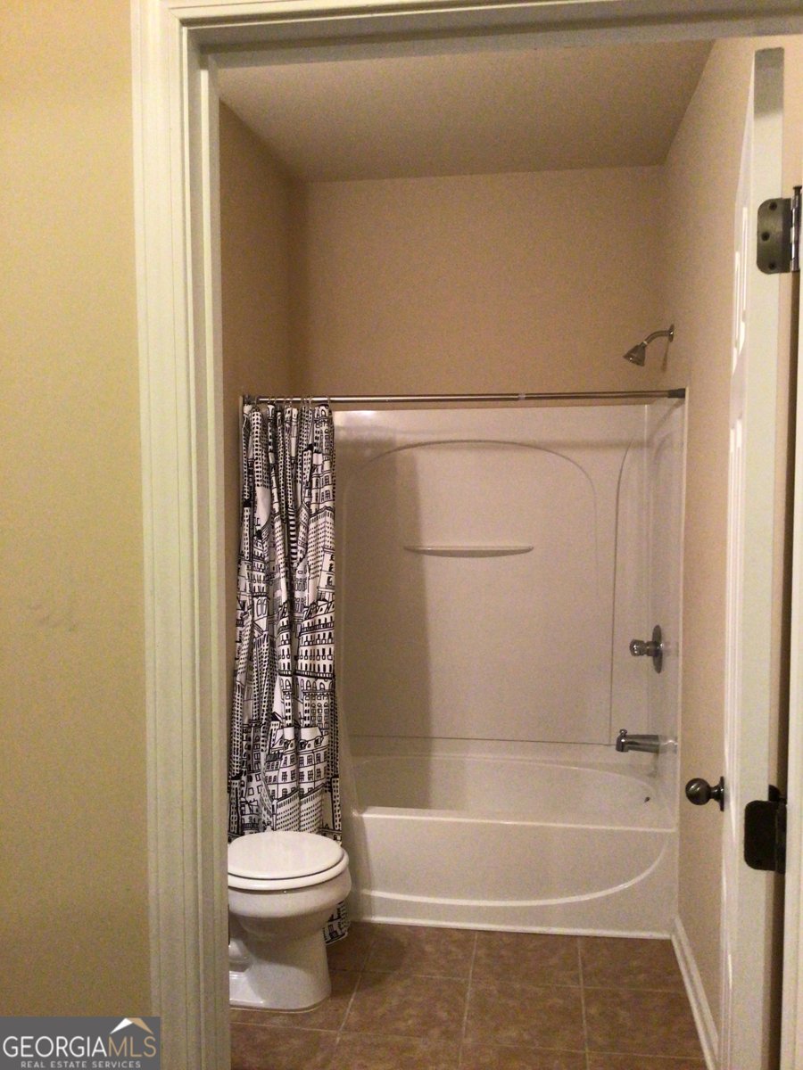 1186 Ridenour Boulevard Kennesaw - 34