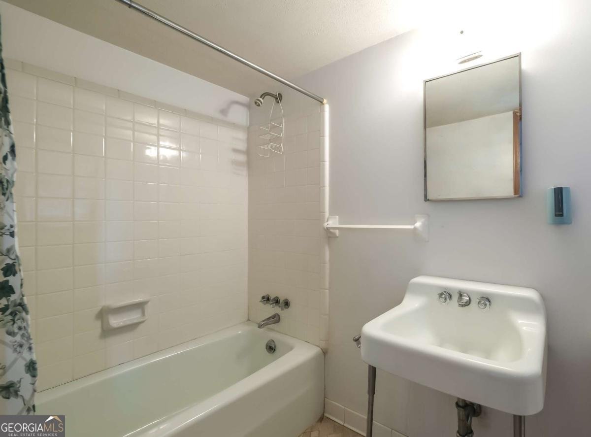 4875 Millen Drive Mableton - 10