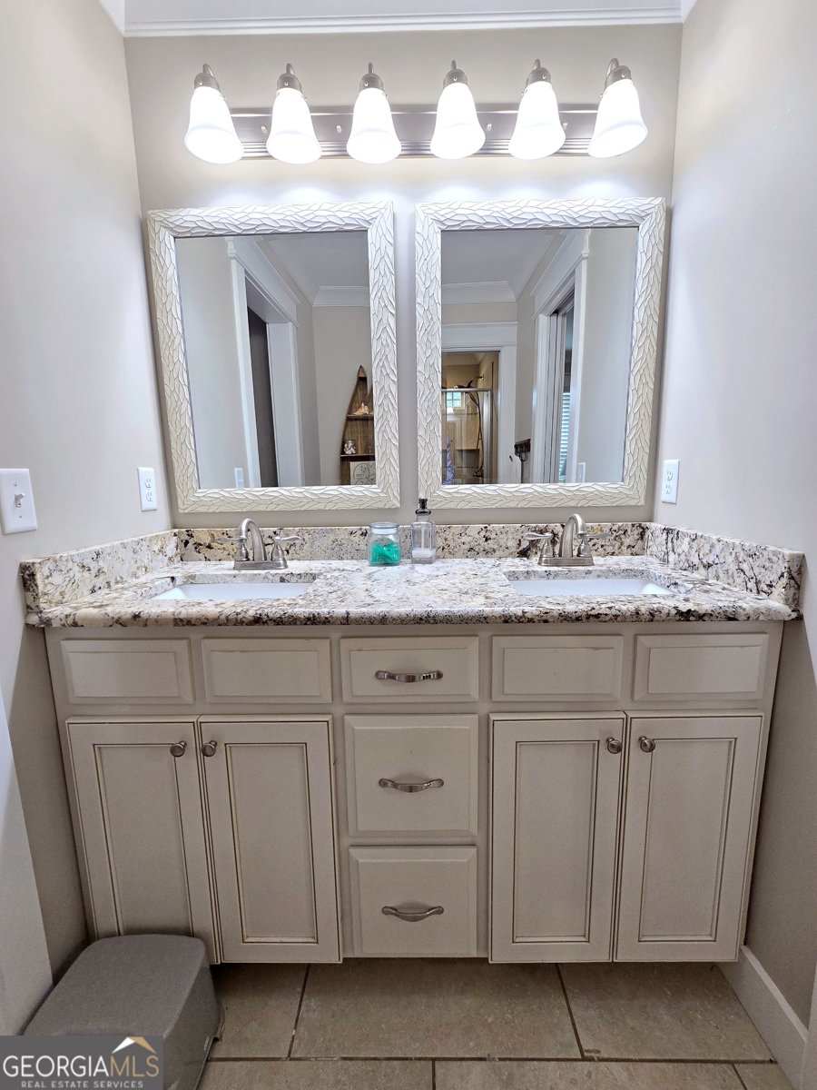5252 Humphreys Road Lake Park - 2
