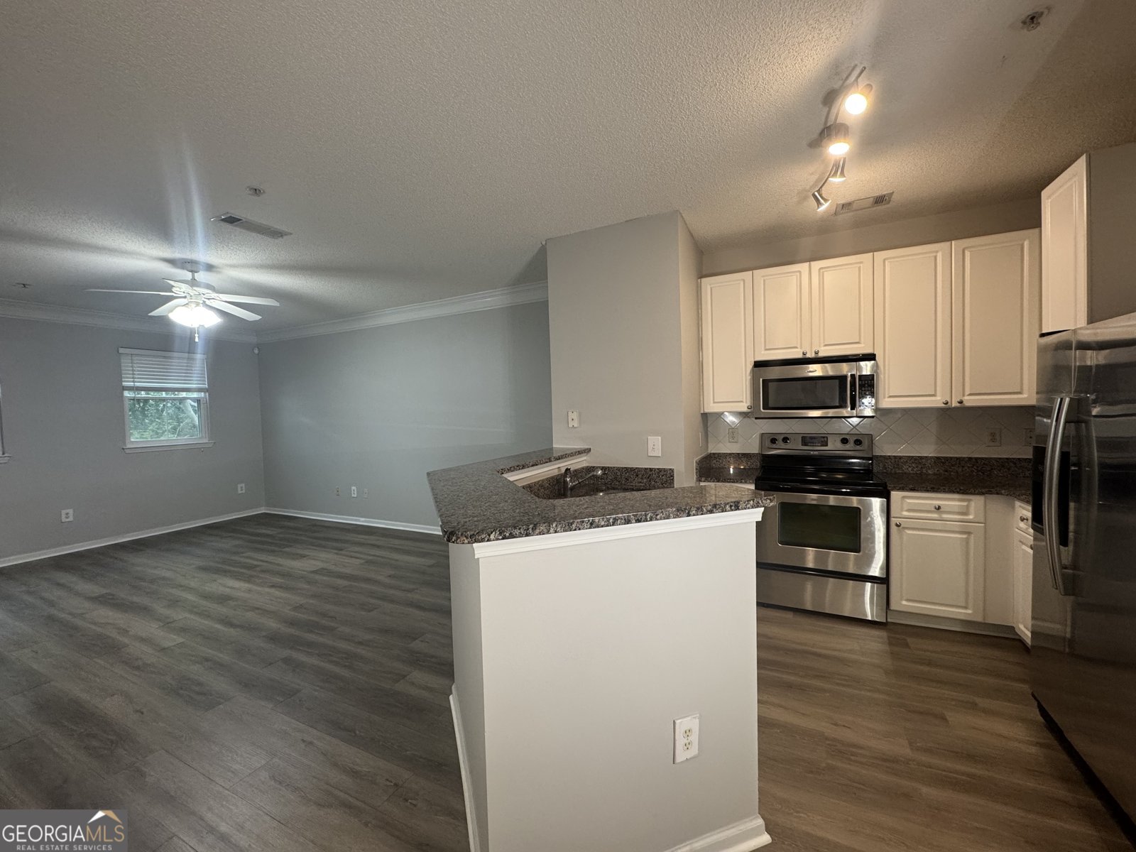 10 Perimeter Summit Boulevard Brookhaven - 4