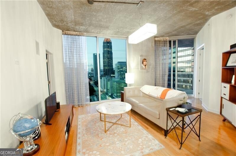400 Peachtree Street Atlanta - 1