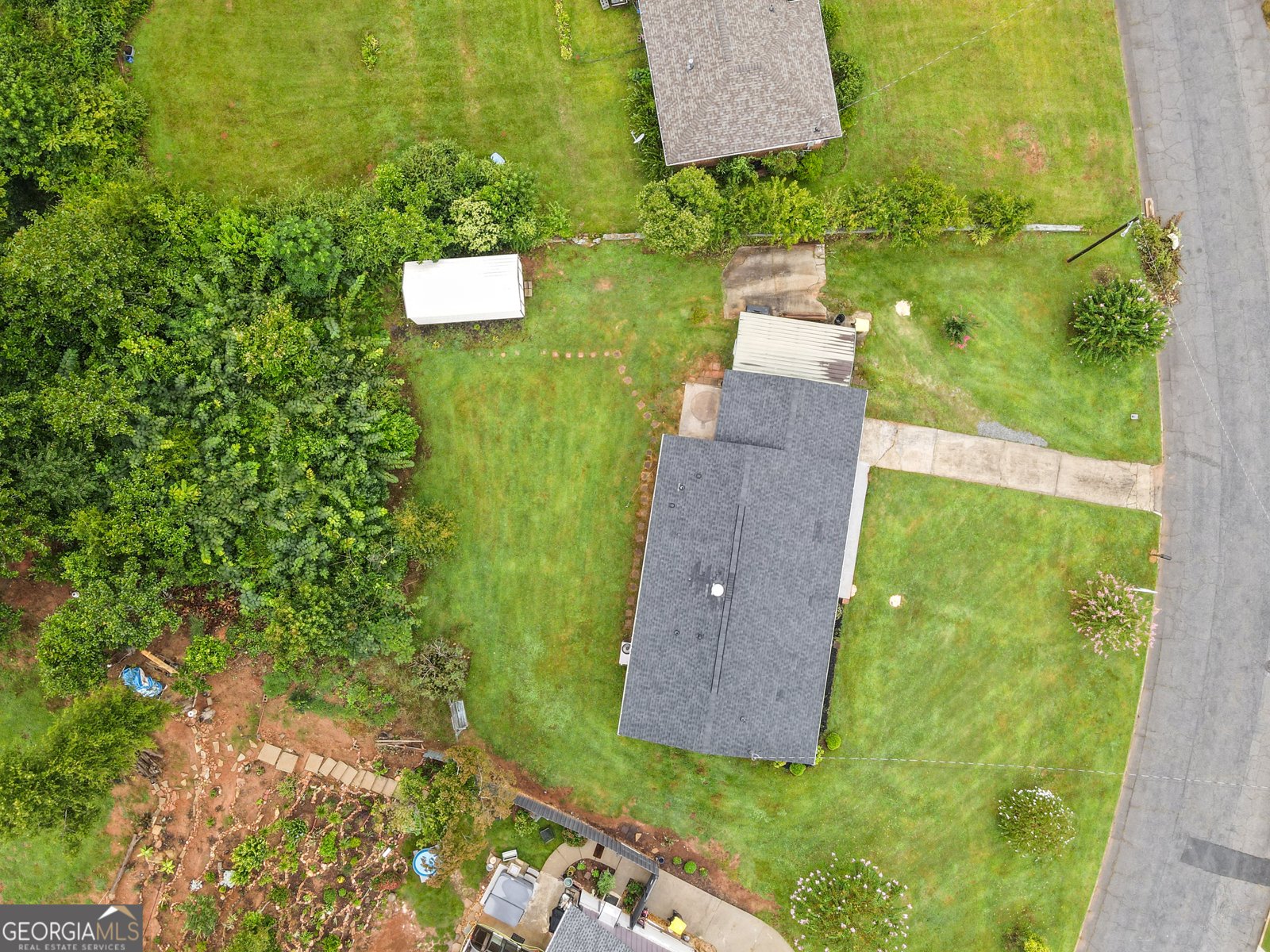 17 WAVERLY Circle Newnan - 11