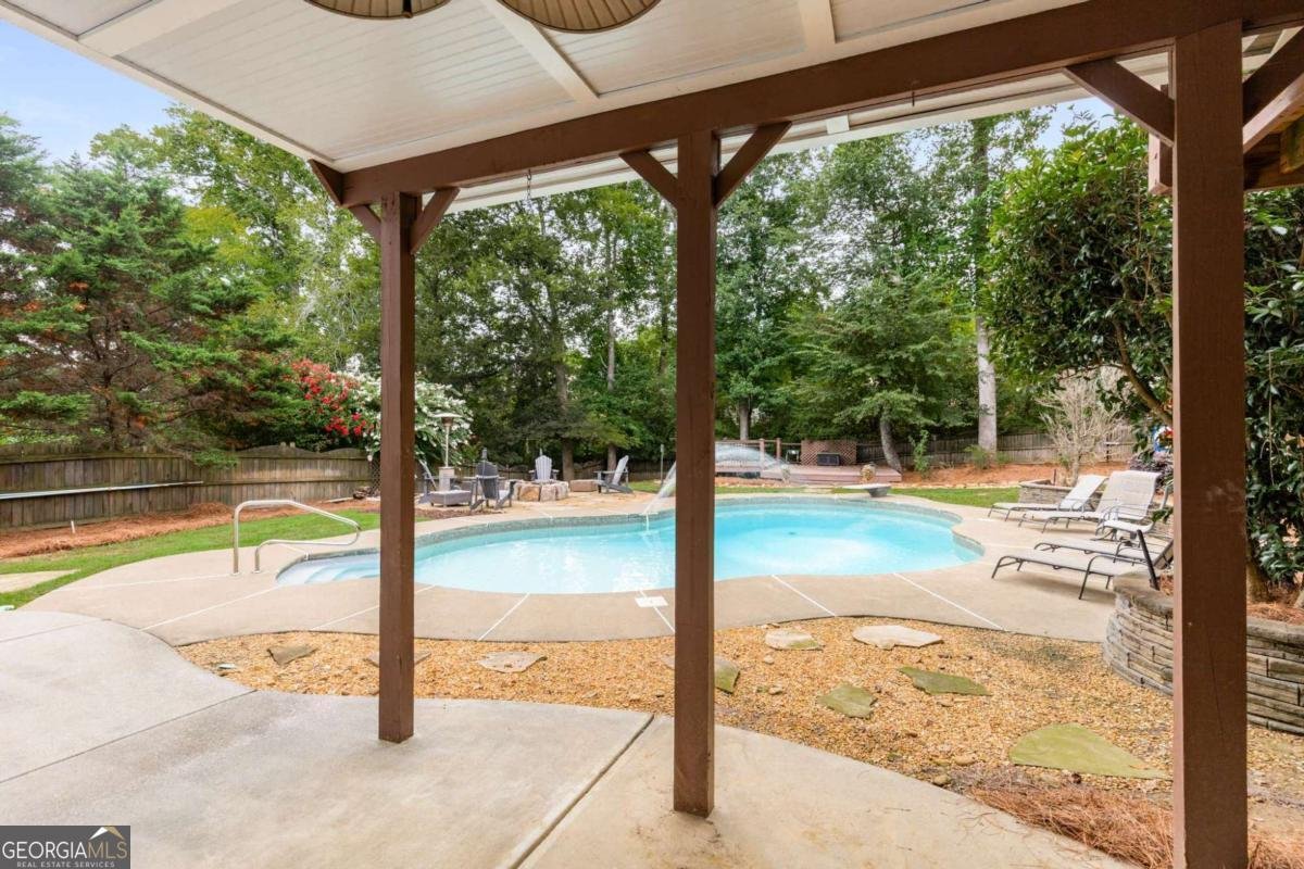 1064 Middlebrooke Drive Canton - 7