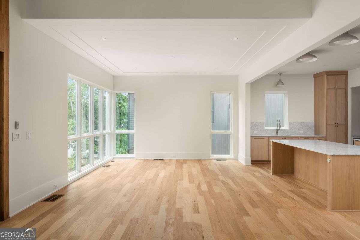 1064 Lupo Loop Chattahoochee Hills - 12