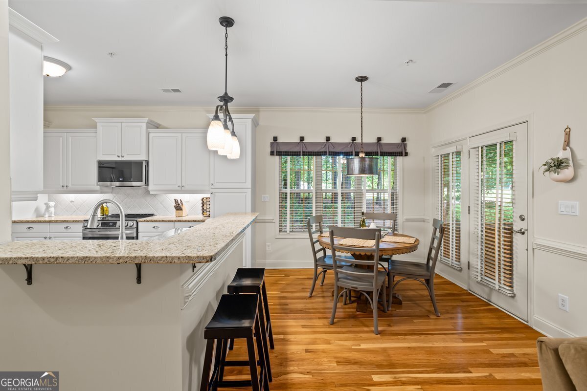 9116 Whispering Pines Circle Covington - 19