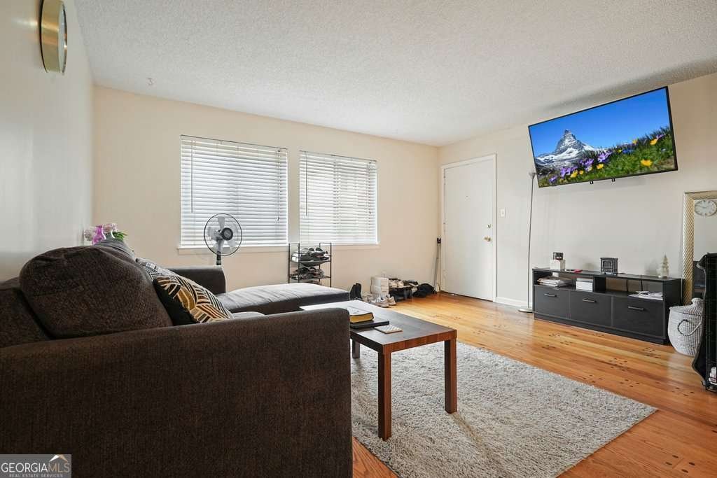 4266 ROSWELL Road Atlanta - 5