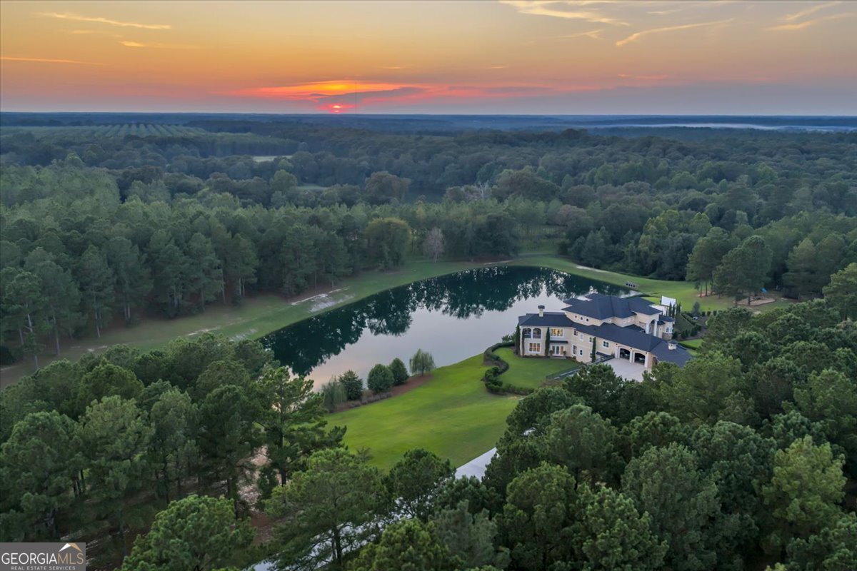 1011 Eagle Feather Trail Perry - 86