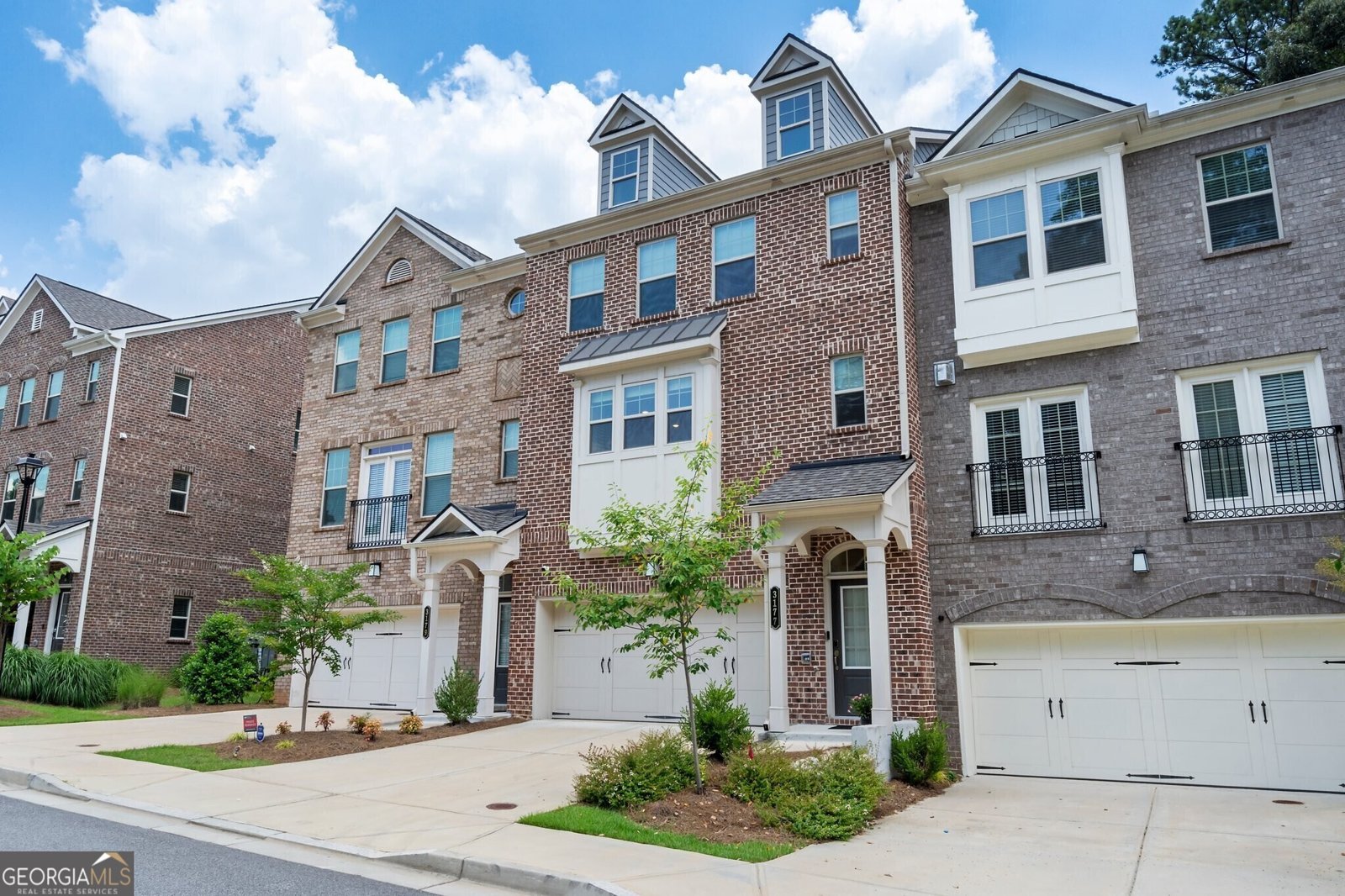3177 Clairebrooke Avenue Atlanta - 1