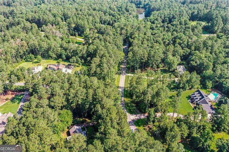 1252 Grist Mill Drive Acworth - 33