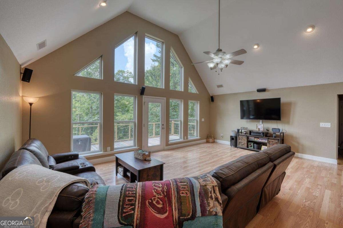 4165 Mobile Road Mccaysville - 2