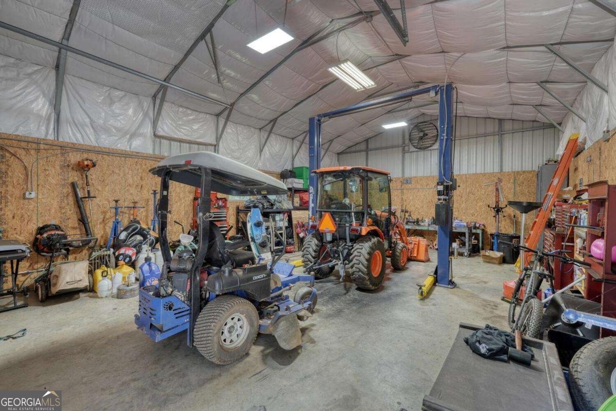 4165 Mobile Road Mccaysville - 32