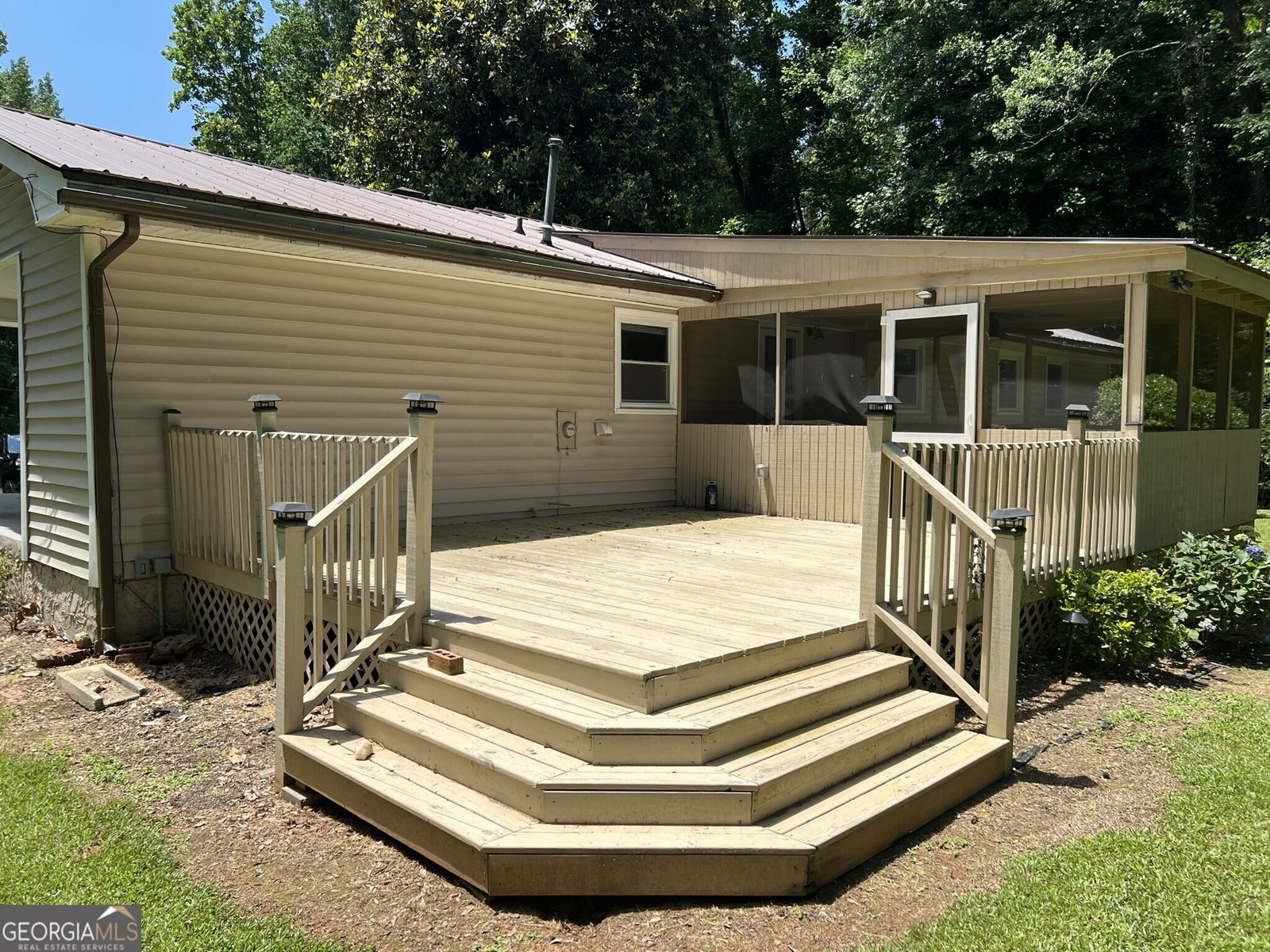6512 Executive Drive Winston - 21