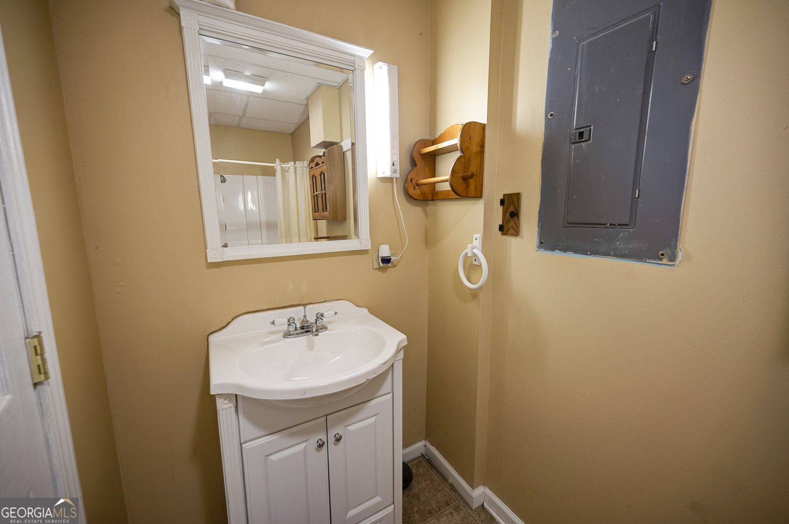 946 Gardner Springs Road Adairsville - 38