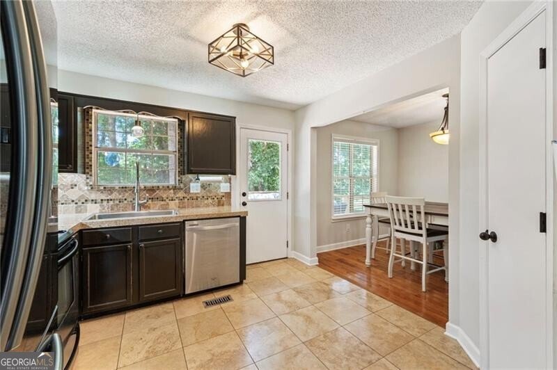 4120 Chanticleer Drive Kennesaw - 26