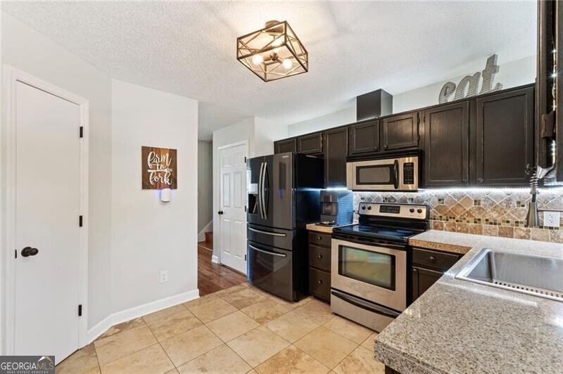 4120 Chanticleer Drive Kennesaw - 31