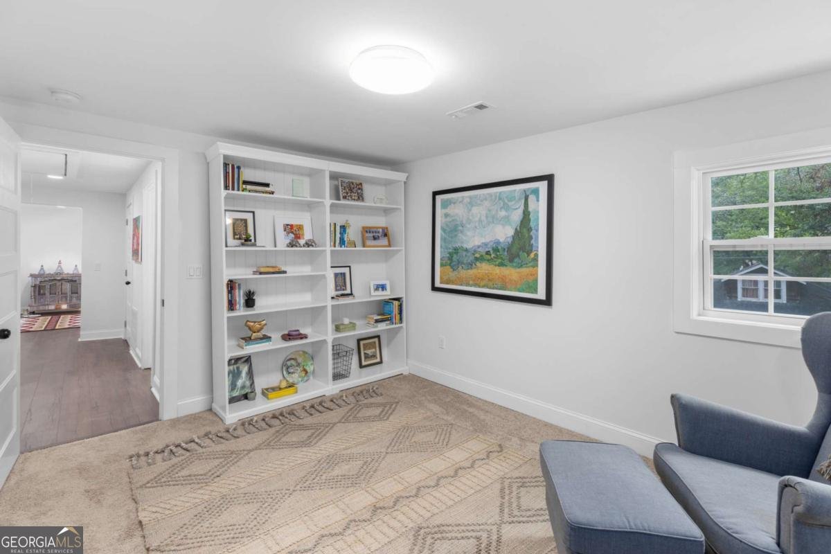 934 Burns Drive Atlanta - 21