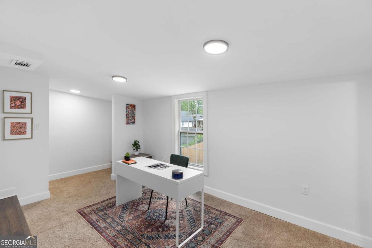 934 Burns Drive Atlanta - 24