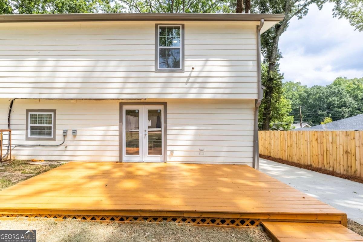 934 Burns Drive Atlanta - 37