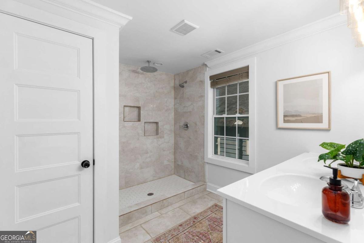934 Burns Drive Atlanta - 5