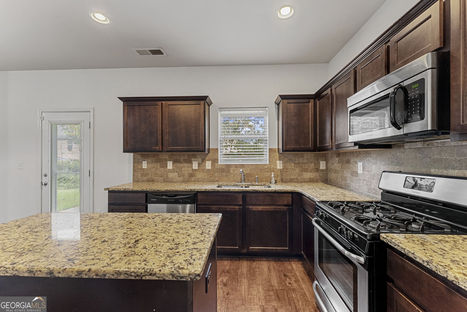 3130 REX RIDGE Circle Rex - 18