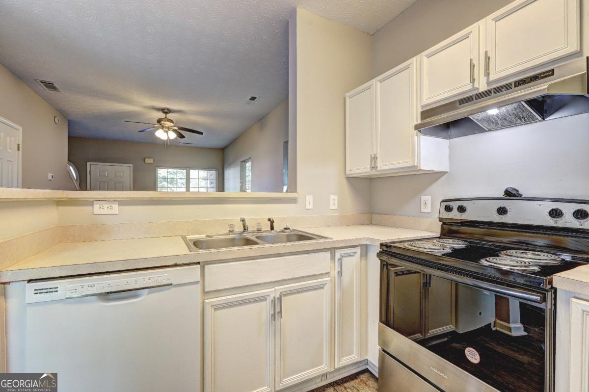 6105 Camden Forrest Court Riverdale - 13