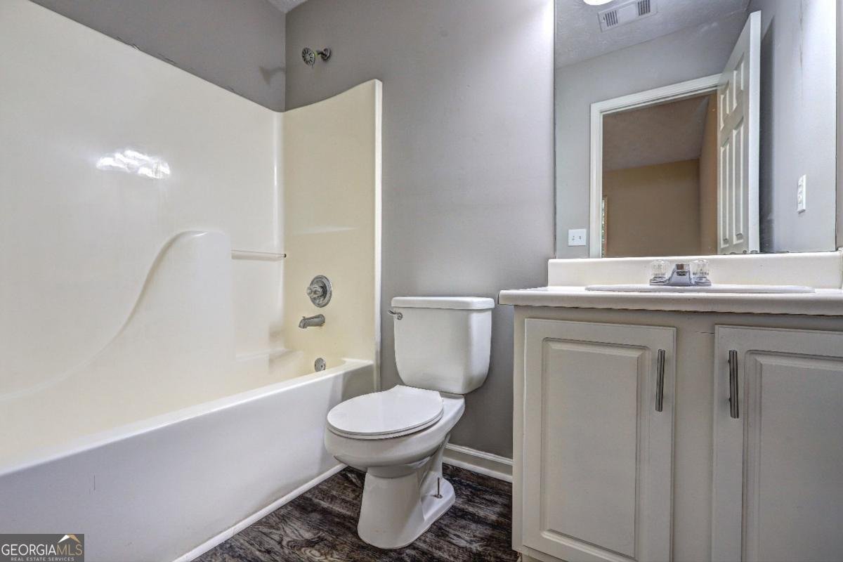 6105 Camden Forrest Court Riverdale - 20