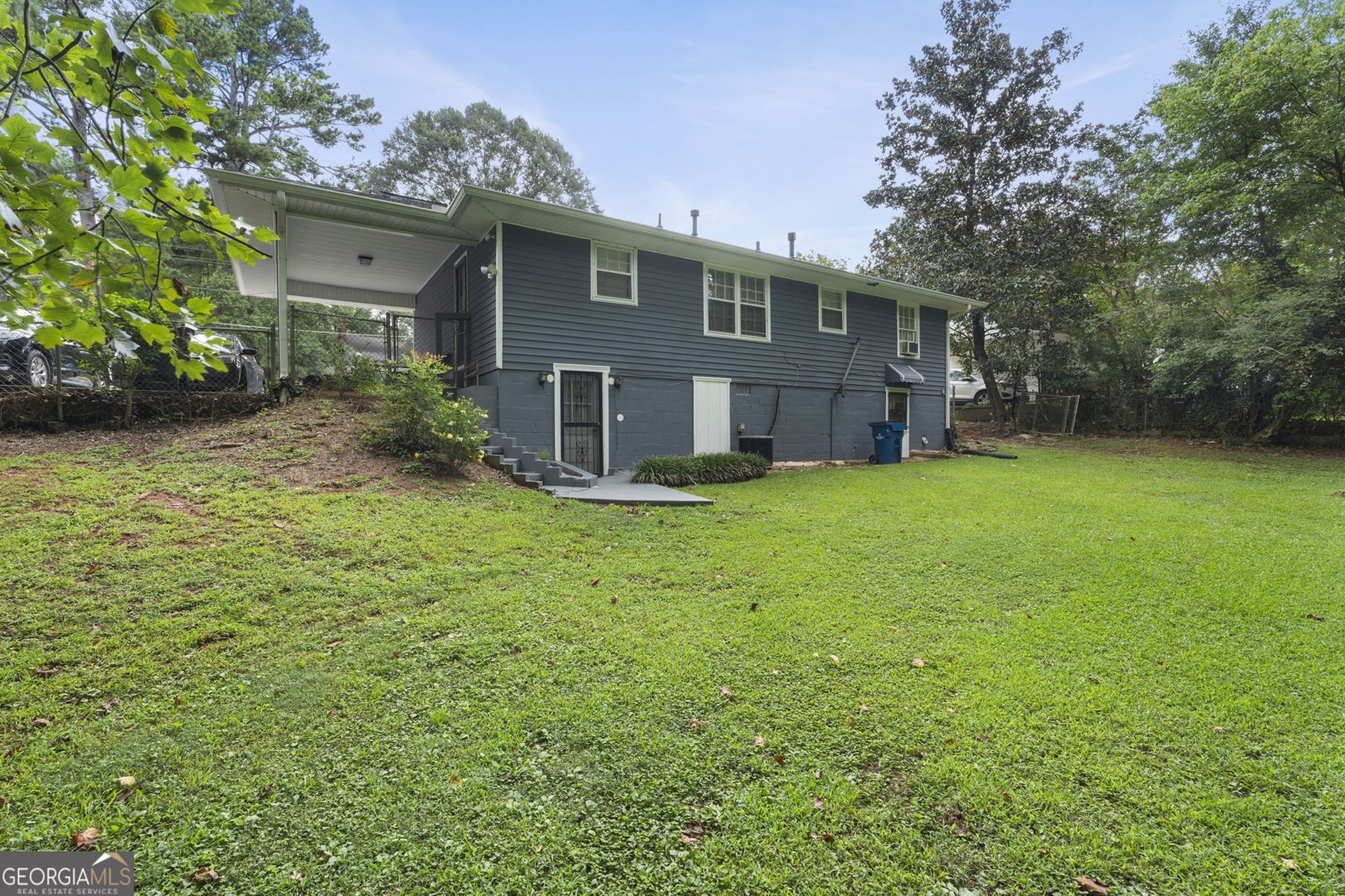 2126 Connally Drive East Point - 35